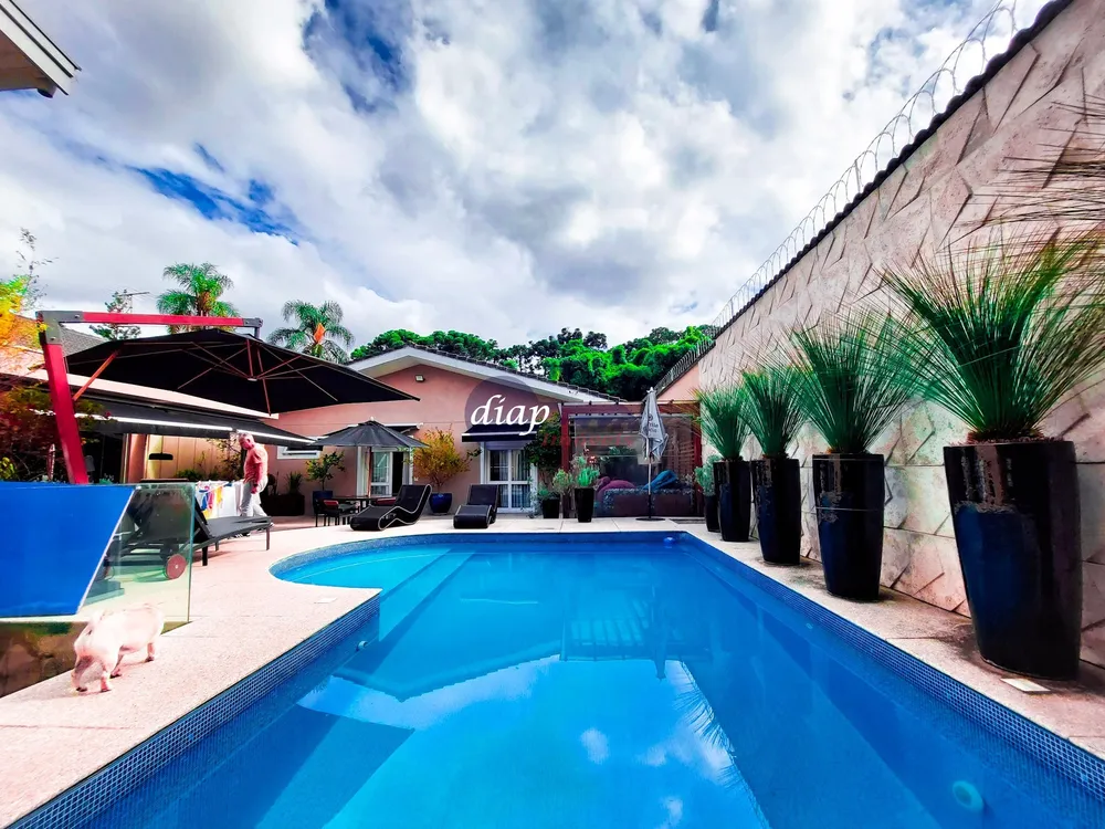 Casa, 4 quartos, 700 m² - Foto 1