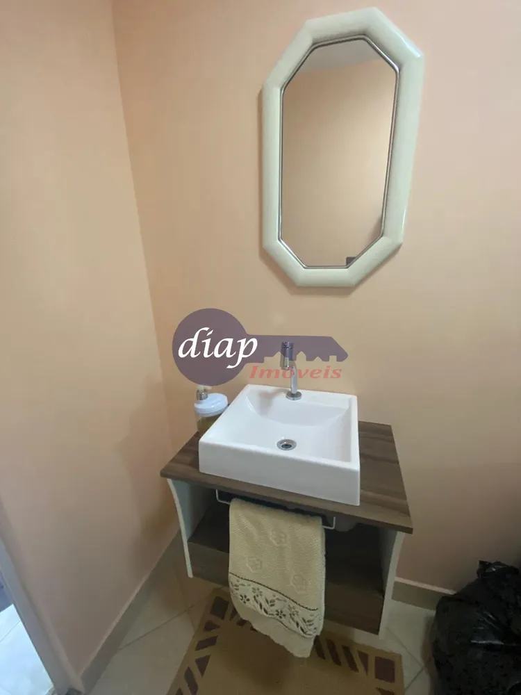Casa, 3 quartos, 239 m² - Foto 1