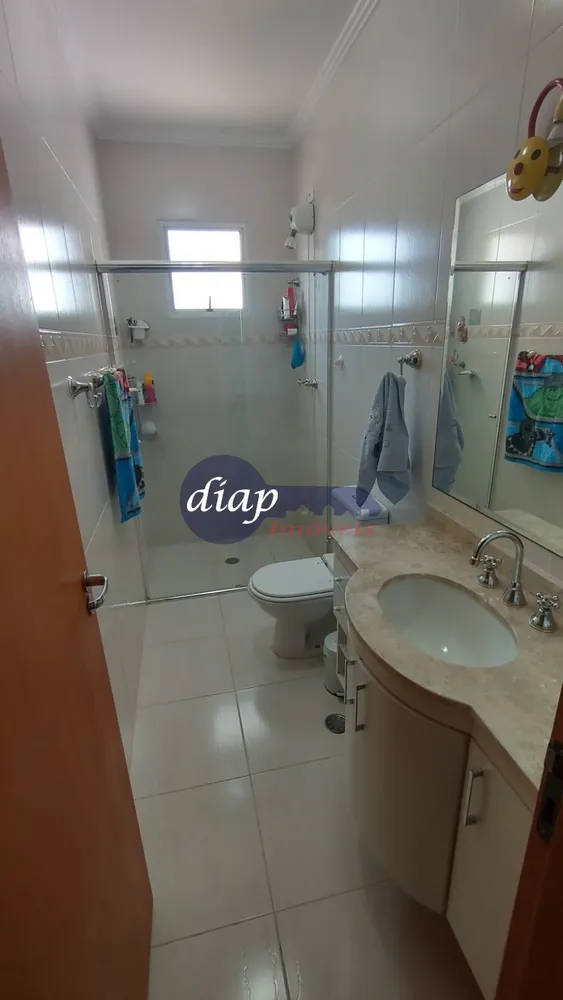 Casa, 3 quartos, 206 m² - Foto 2