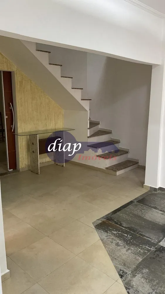 Casa, 3 quartos, 240 m² - Foto 2