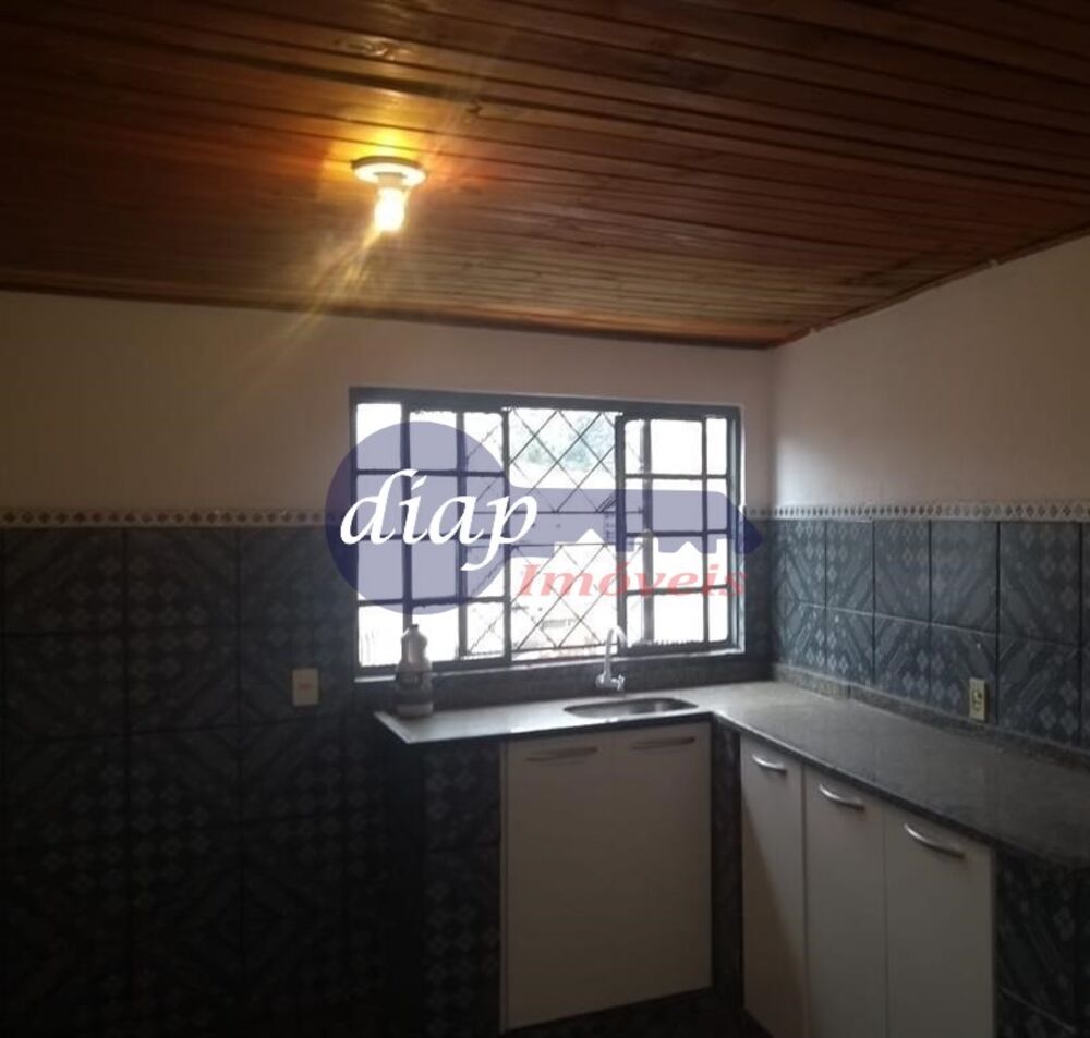Casa, 1 quarto, 199 m² - Foto 2
