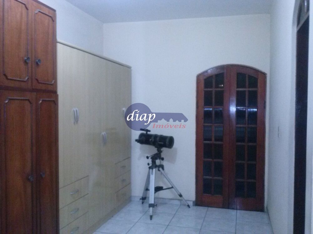 Casa à venda com 3 quartos, 273m² - Foto 8