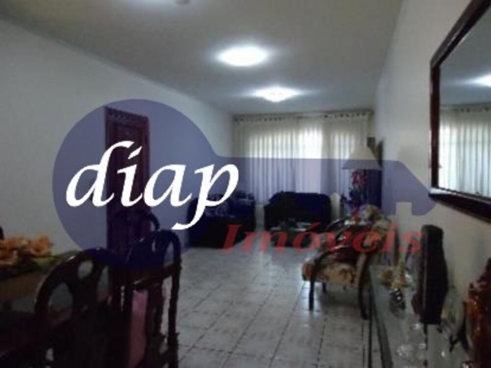 Casa à venda com 3 quartos, 196m² - Foto 4