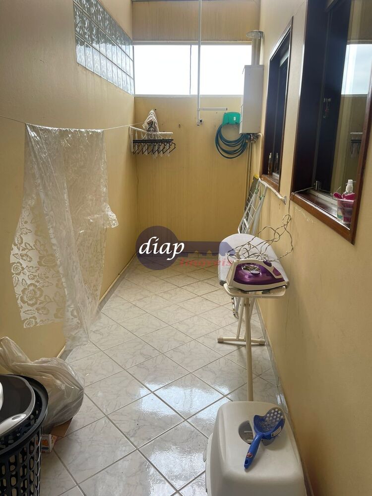 Casa, 3 quartos, 195 m² - Foto 3