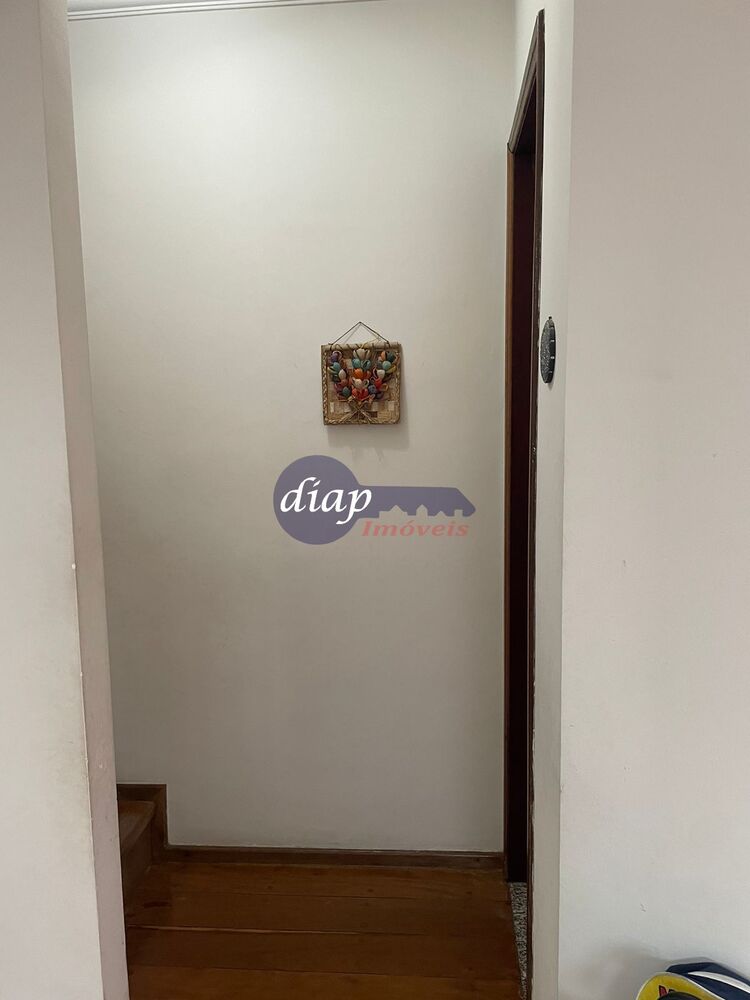 Casa, 3 quartos, 195 m² - Foto 1