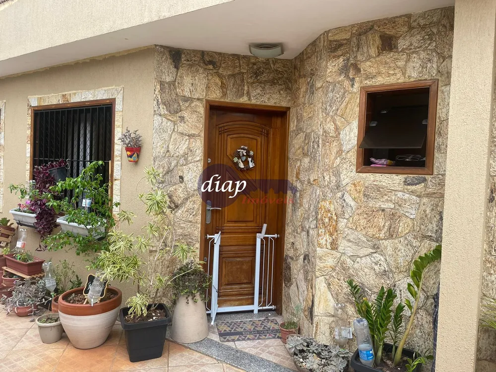 Casa, 3 quartos, 195 m² - Foto 2