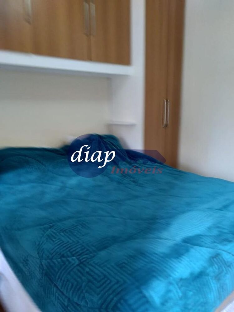 Casa à venda com 4 quartos, 99m² - Foto 2
