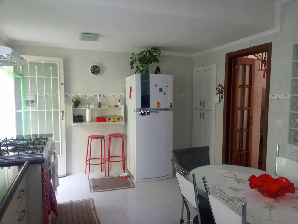 Casa, 3 quartos, 220 m² - Foto 6