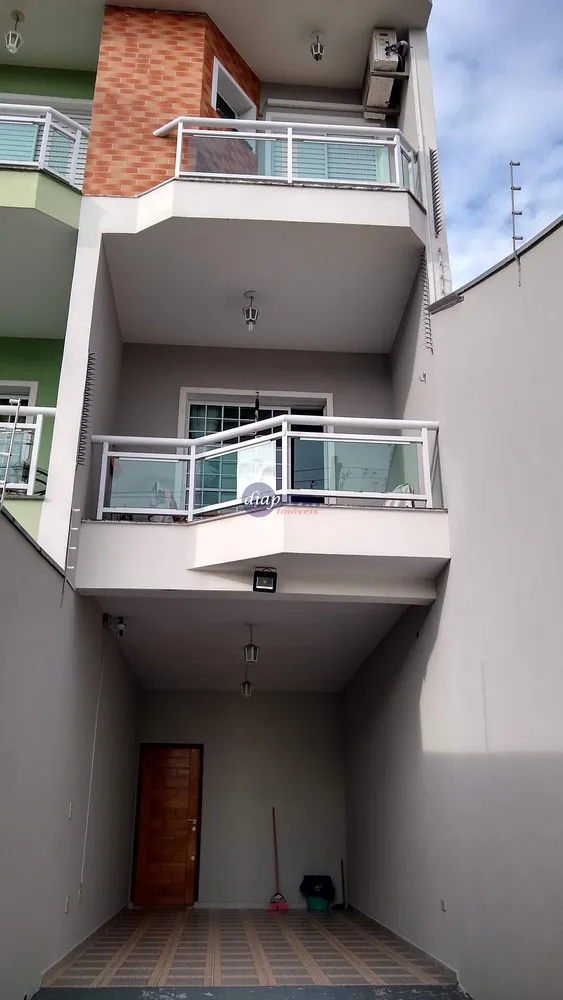 Casa, 3 quartos, 220 m² - Foto 1