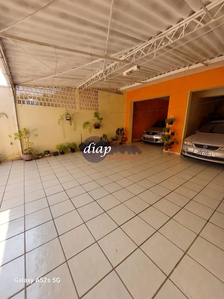 Casa, 4 quartos, 260 m² - Foto 3