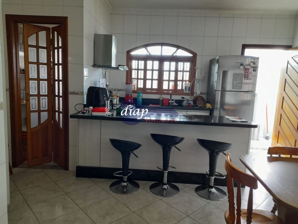 Casa, 4 quartos, 450 m² - Foto 1