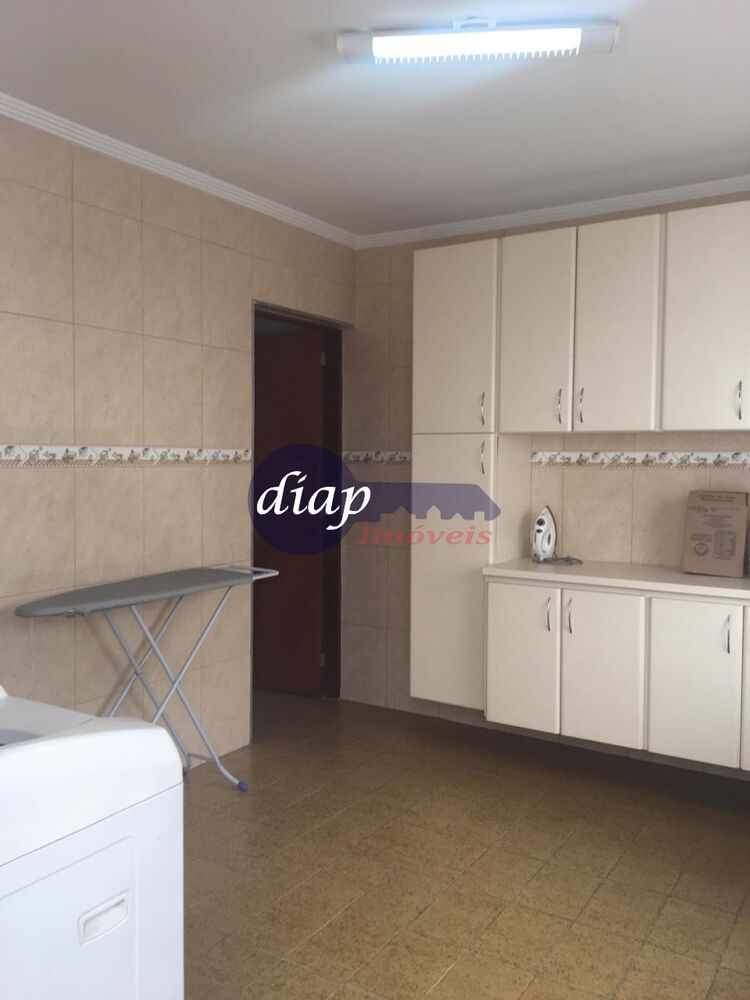 Casa à venda com 4 quartos, 300m² - Foto 5