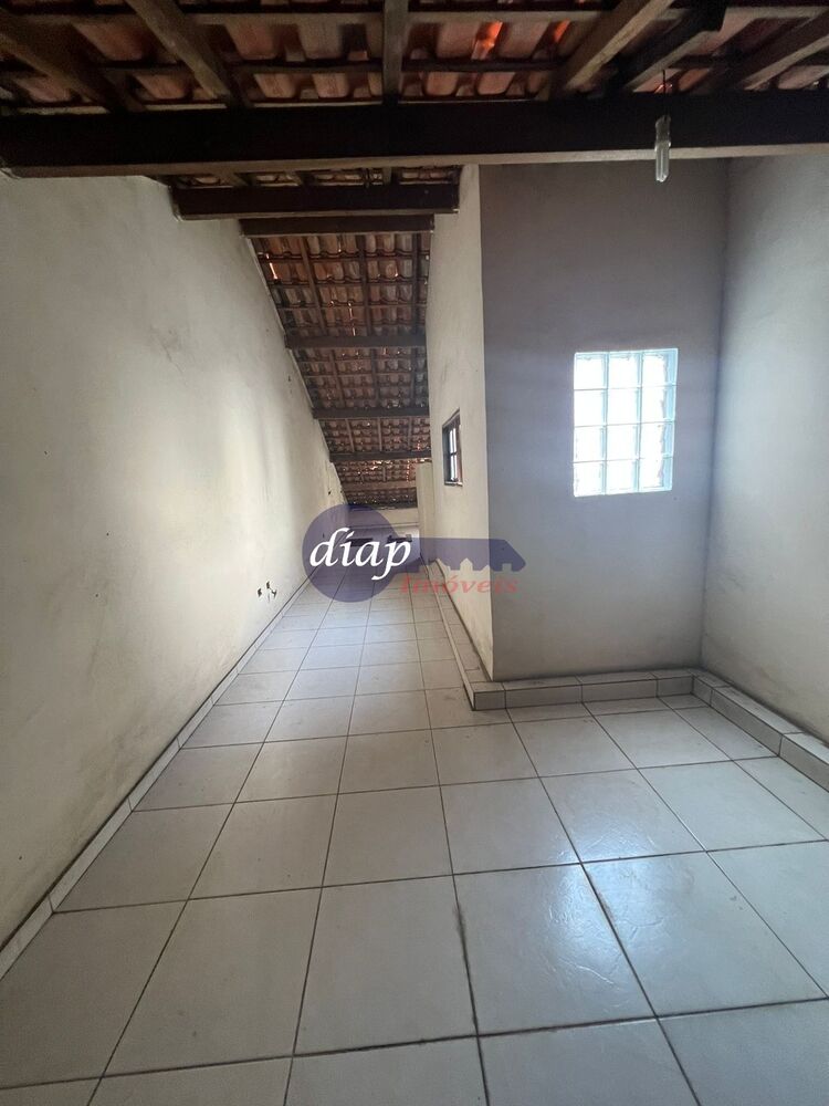 Casa, 3 quartos, 220 m² - Foto 1