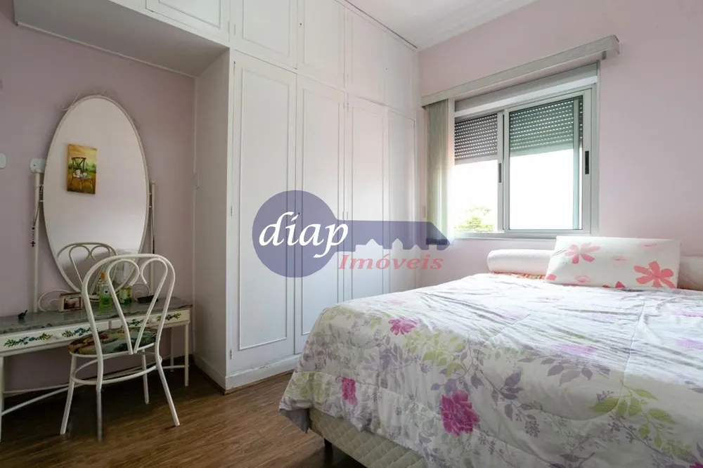 Casa, 3 quartos, 223 m² - Foto 2