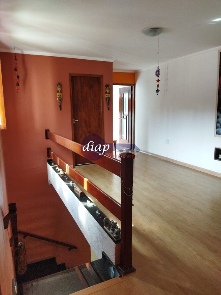 Casa, 5 quartos, 206 m² - Foto 2