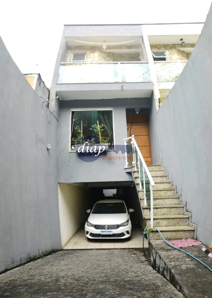 Casa, 3 quartos, 219 m² - Foto 1