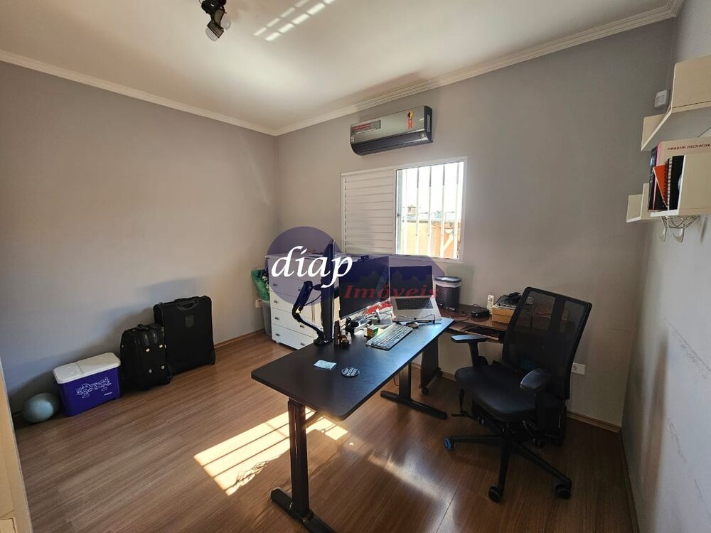 Casa à venda com 3 quartos, 140m² - Foto 9