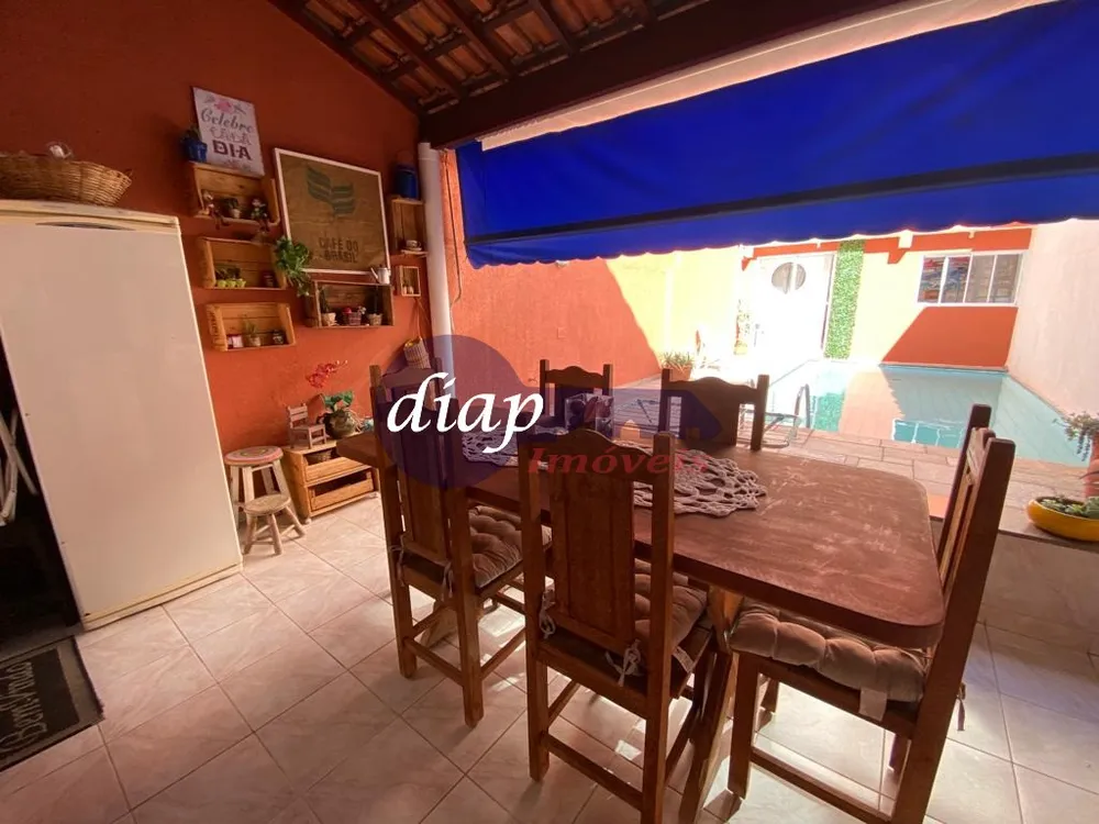 Casa, 3 quartos, 250 m² - Foto 4