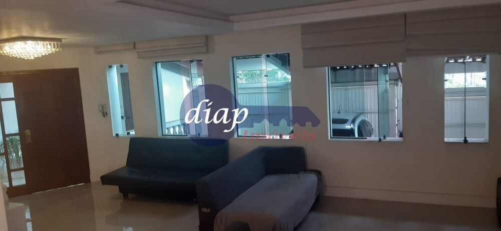 Casa, 4 quartos, 340 m² - Foto 1