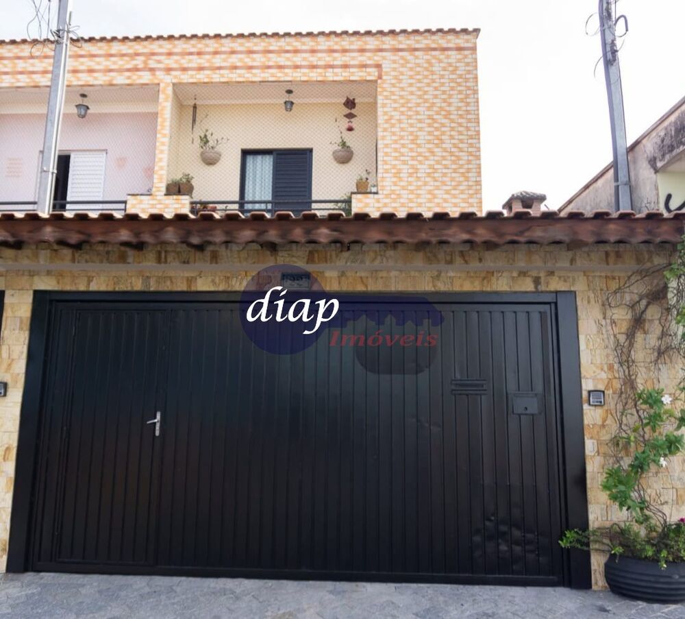 Casa à venda com 2 quartos, 98m² - Foto 1