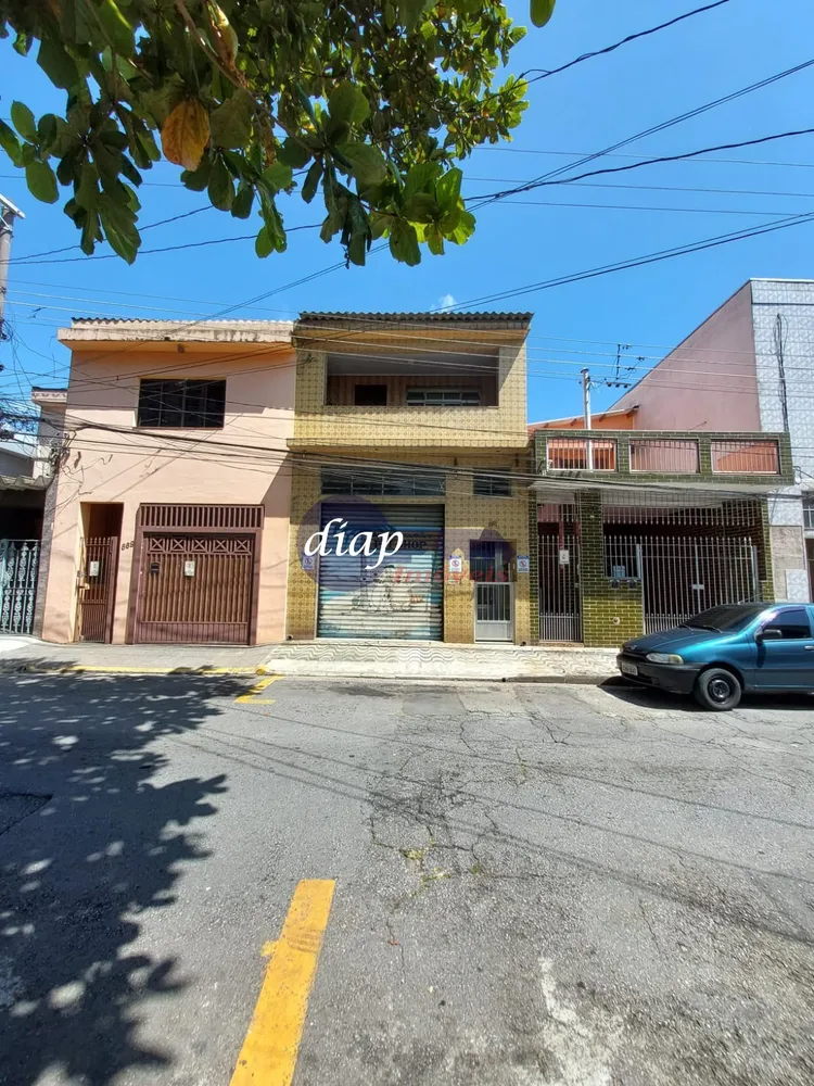 Casa, 3 quartos, 215 m² - Foto 1