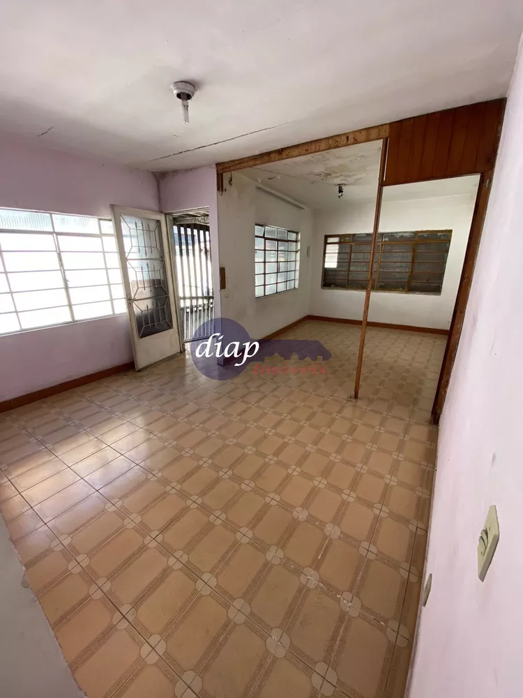 Casa à venda com 4 quartos, 120m² - Foto 1