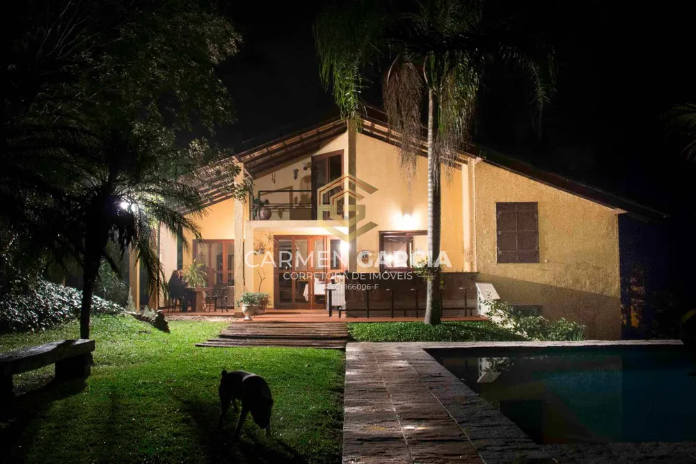 Chácara, 4 quartos, 2131 m² - Foto 2