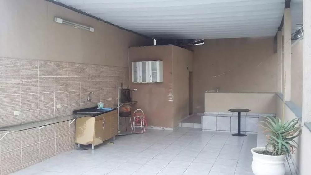 Casa à venda com 3 quartos, 170m² - Foto 3