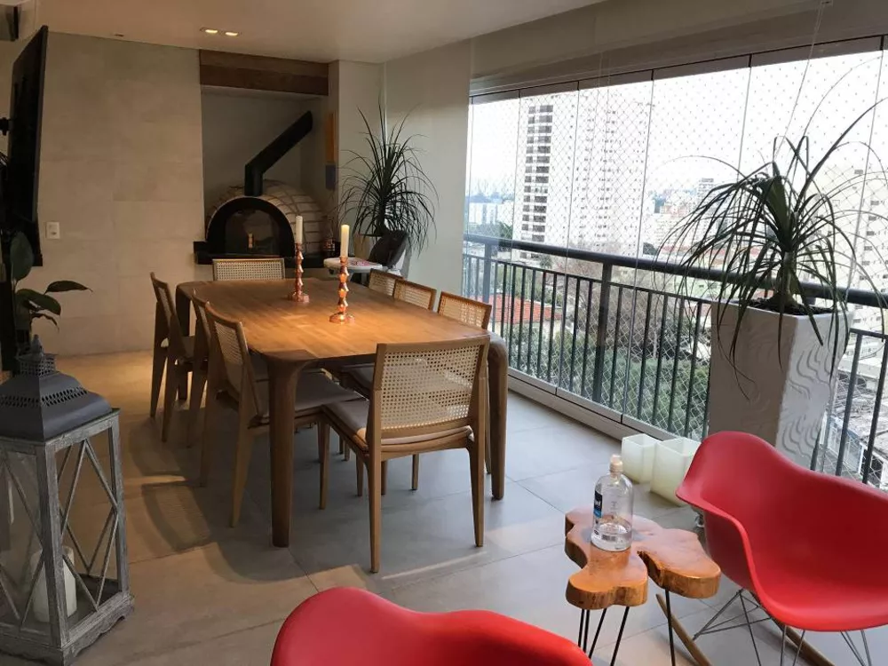 Apartamento à venda com 3 quartos, 190m² - Foto 1