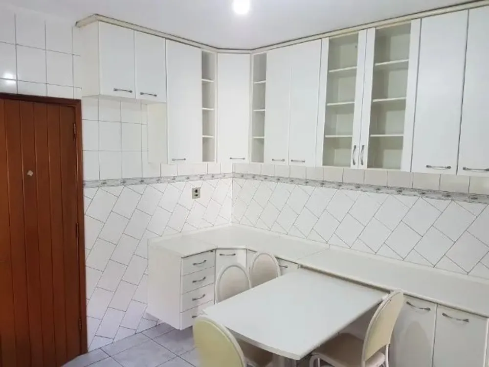 Casa, 3 quartos, 160 m² - Foto 1