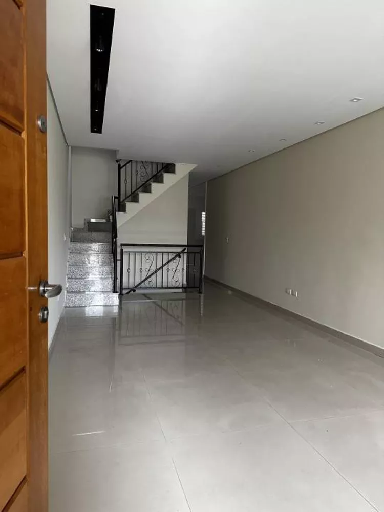 Casa à venda com 3 quartos, 164m² - Foto 3