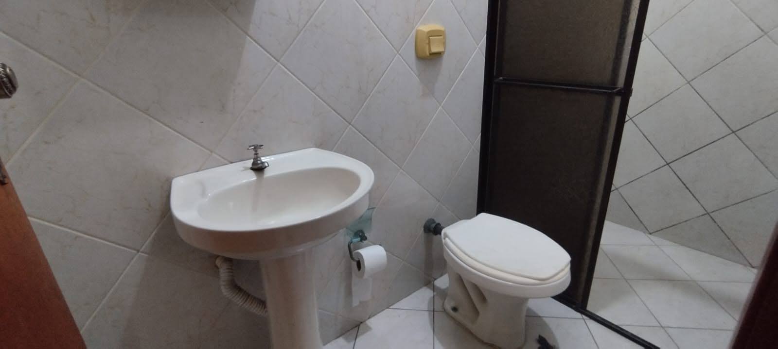 Casa de Condomínio à venda com 1 quarto, 55m² - Foto 3