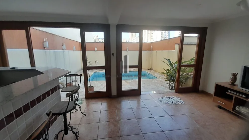 Sobrado, 3 quartos, 209 m² - Foto 2