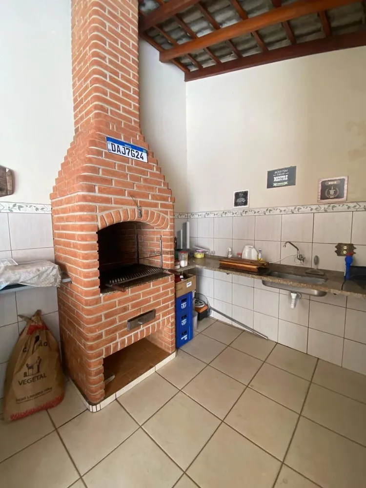 Casa, 3 quartos, 242 m² - Foto 3