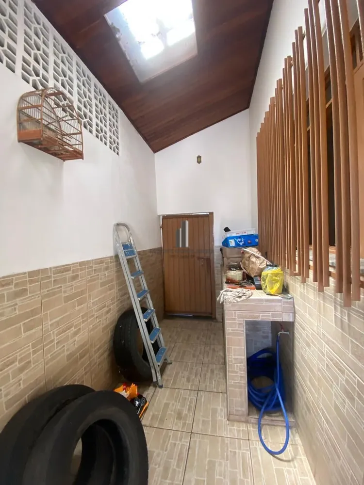 Casa, 3 quartos, 242 m² - Foto 4