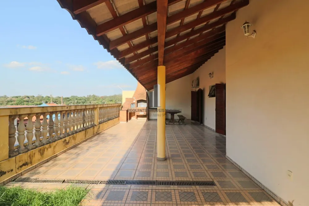 Casa, 4 quartos, 340 m² - Foto 2