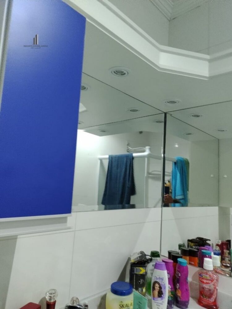 Casa, 6 quartos, 258 m² - Foto 1