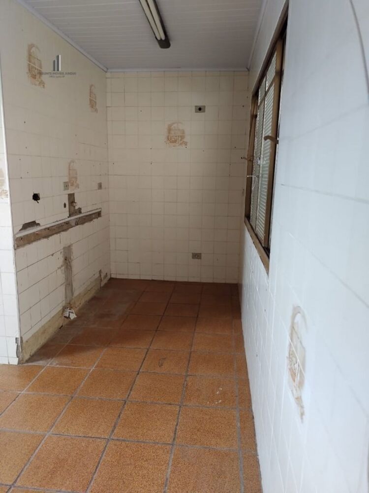 Casa, 6 quartos, 258 m² - Foto 3