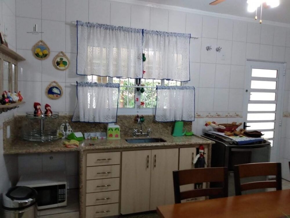 Chácara à venda com 7 quartos, 650m² - Foto 11