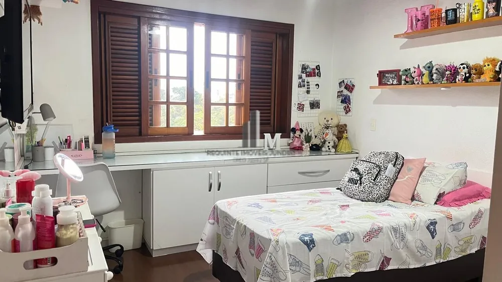 Casa, 3 quartos, 285 m² - Foto 10