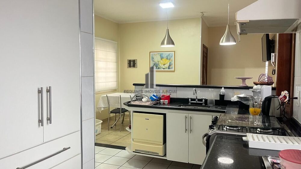 Casa, 3 quartos, 285 m² - Foto 8