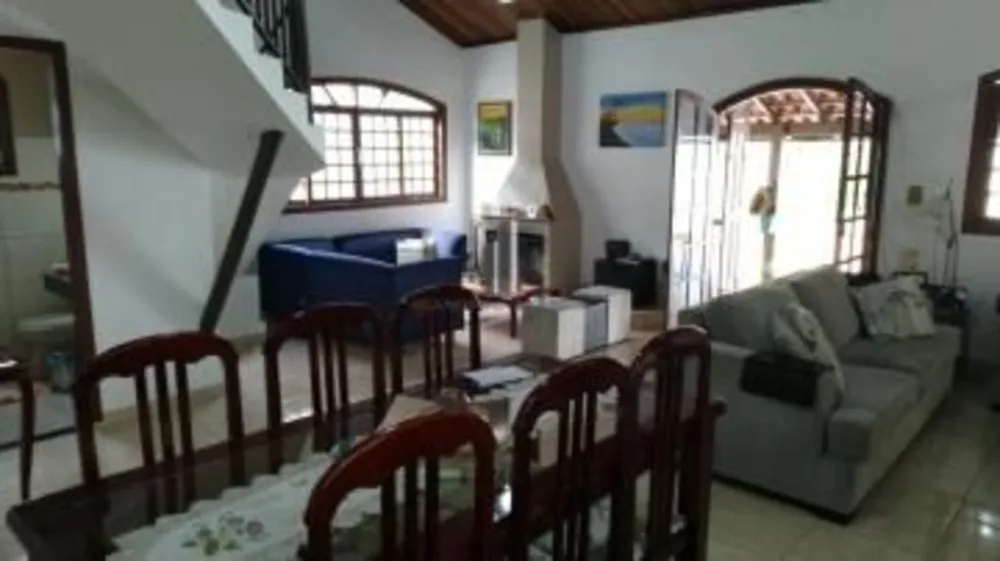 Casa, 3 quartos, 284 m² - Foto 3