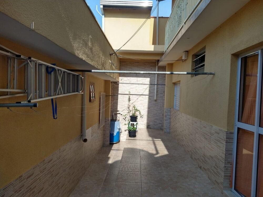Casa, 5 quartos, 210 m² - Foto 2