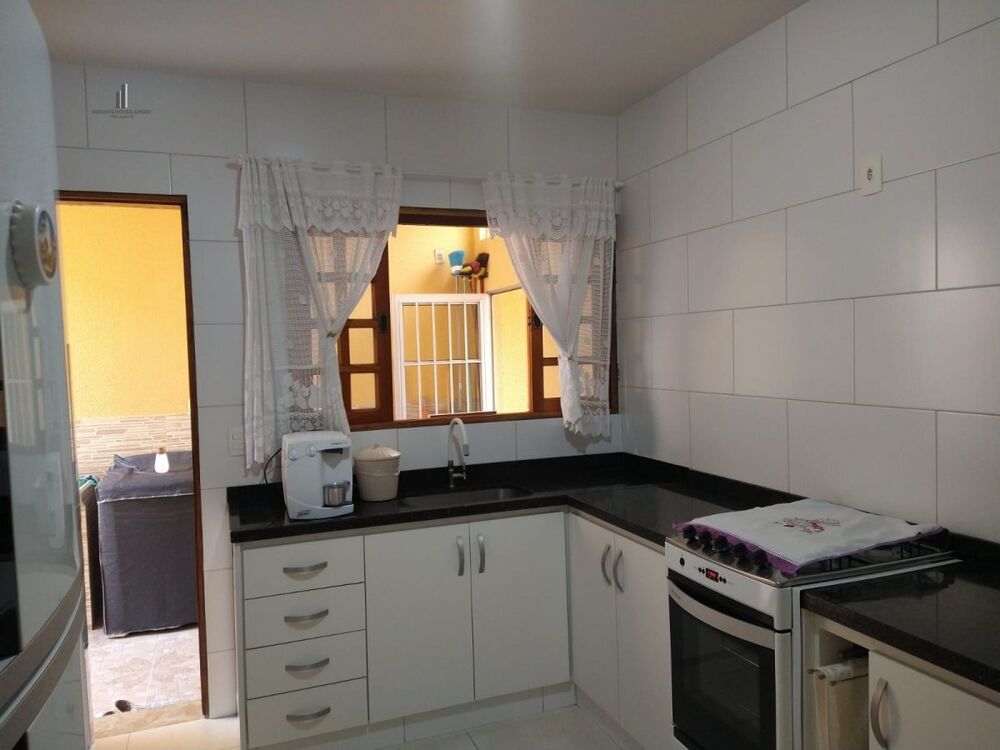 Casa, 5 quartos, 210 m² - Foto 4