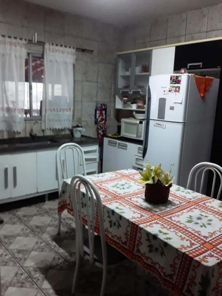 Casa, 3 quartos, 175 m² - Foto 4