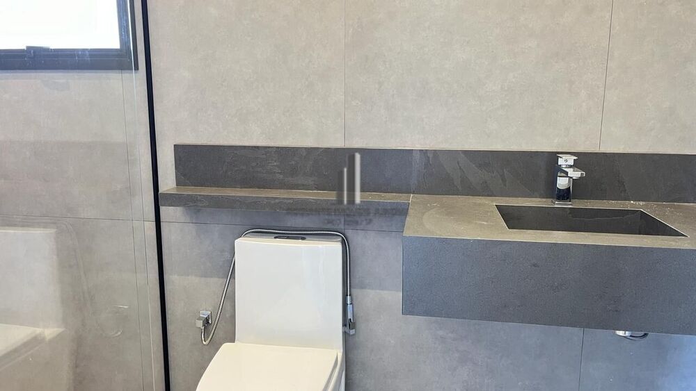 Casa de Condomínio à venda com 4 quartos, 333m² - Foto 4