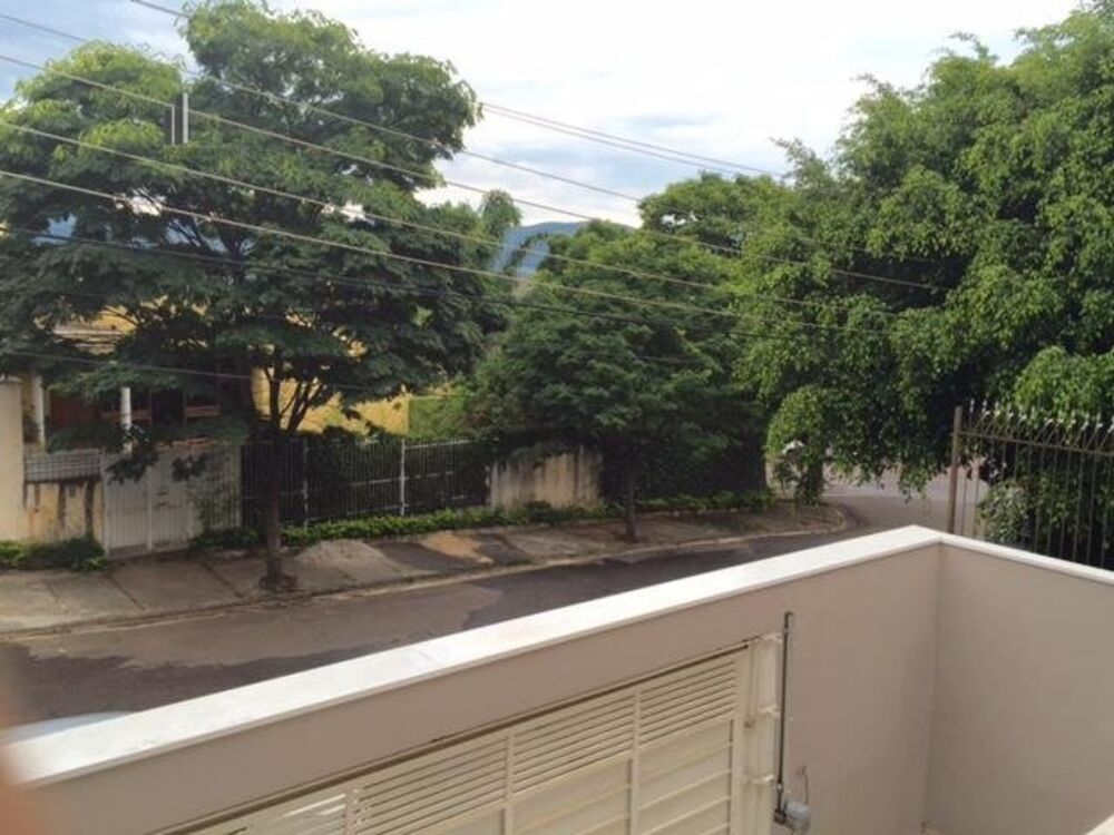 Casa, 4 quartos, 315 m² - Foto 2