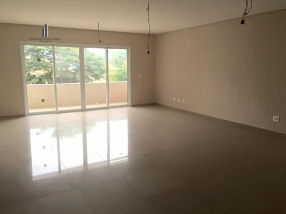 Casa, 4 quartos, 315 m² - Foto 2
