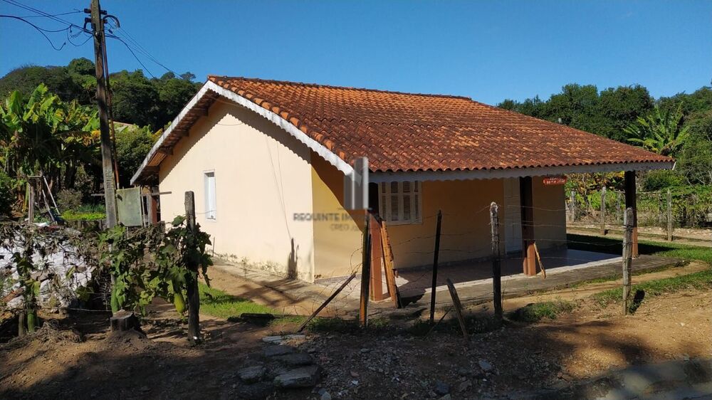 Chácara à venda com 2 quartos, 1128m² - Foto 7