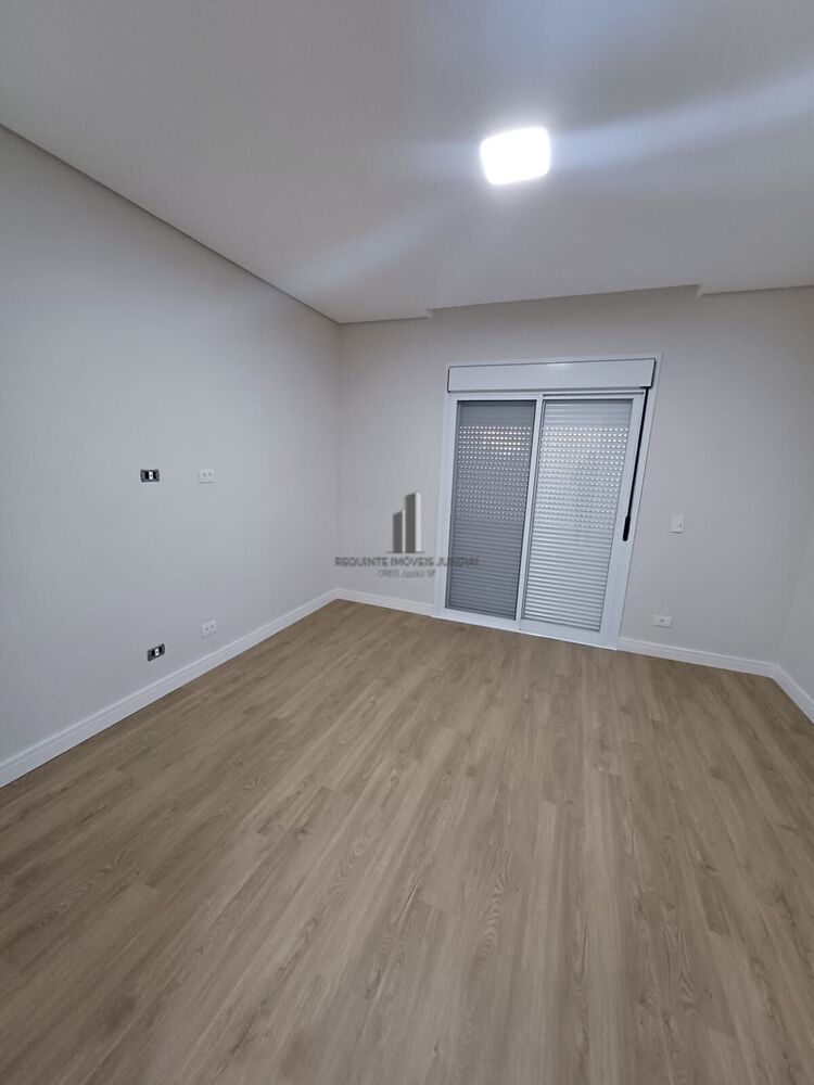 Casa de Condomínio à venda com 3 quartos, 208m² - Foto 9